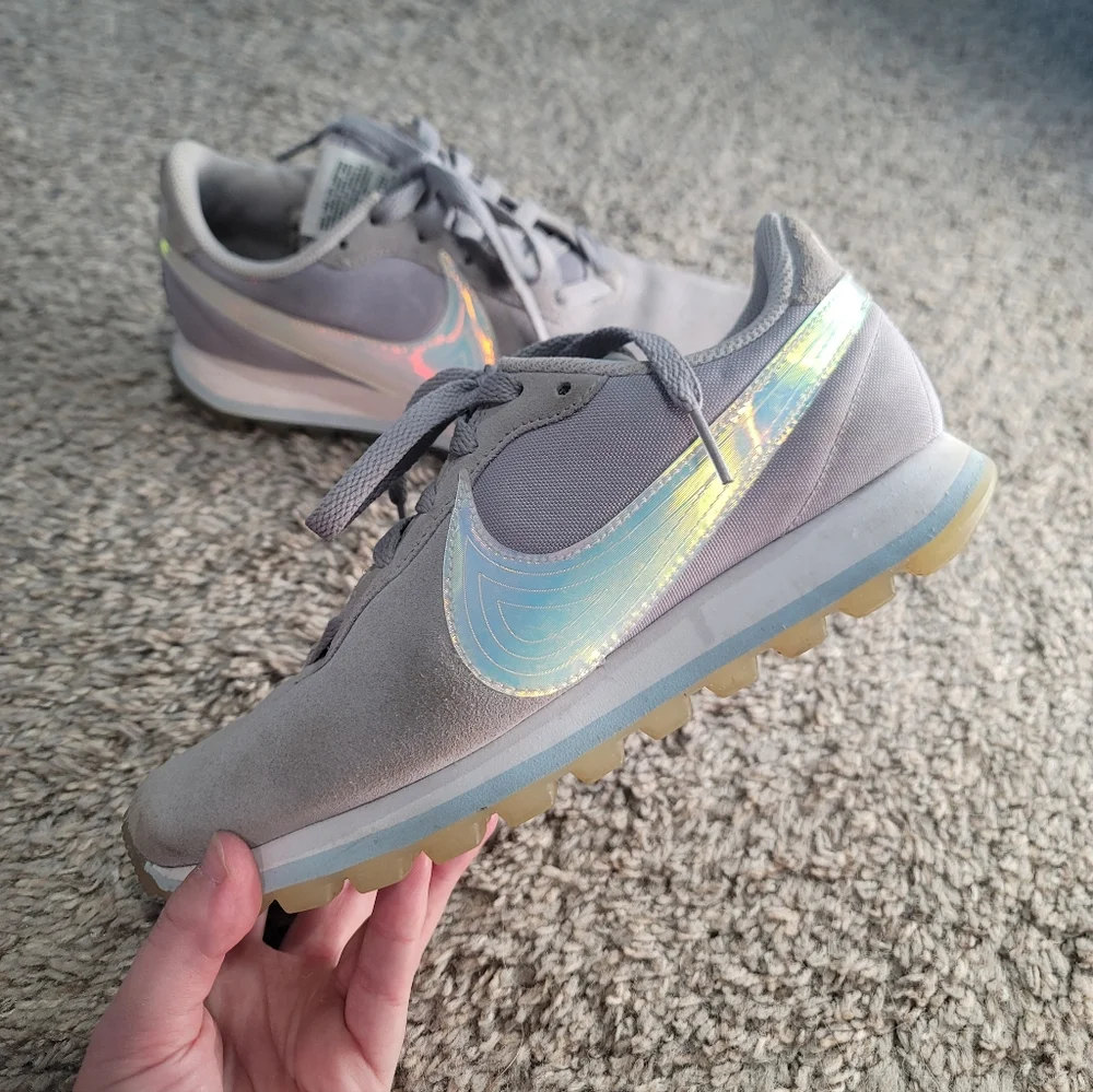 Nike Pre Love Ox Gray Suede Blue Iridescent Holographic Sneakers 7 - Picture 4 of 11